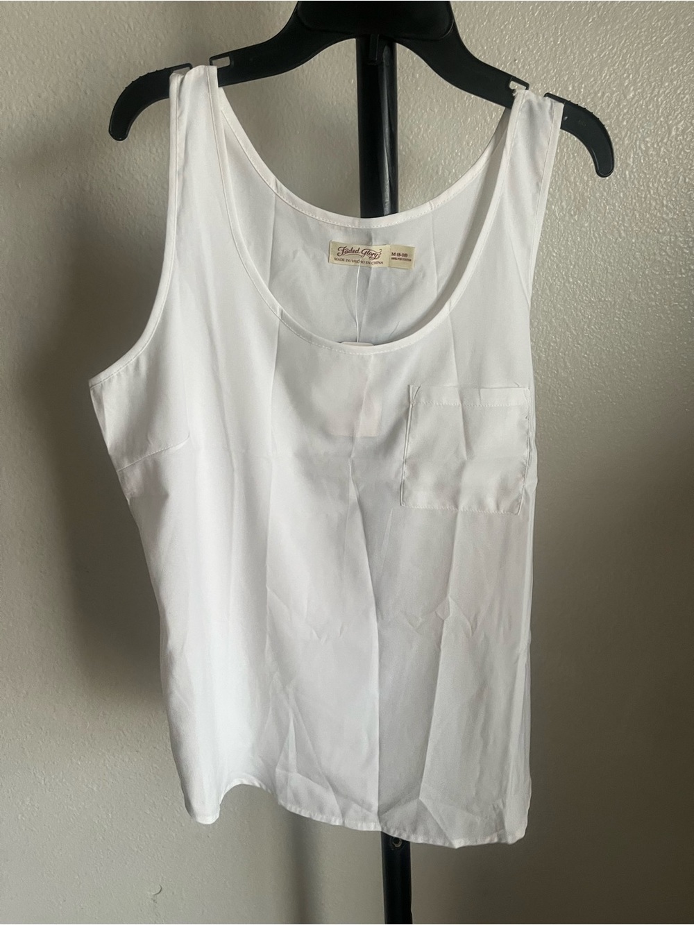 Faded Glory White Scoop Neck Tank with Chest Pocket